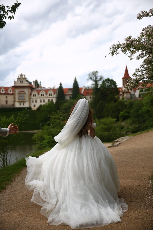 Фотосесія молодят — фото 113